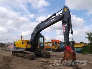 Pintura Original Excavadora Hidráulica Usada Sobre Orugas VOLVO EC210 21 Toneladas en Buen Estado y a Precio Barato - Product Image 2