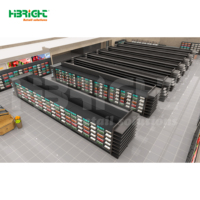 Équipements de supermarché en métal durable : rayonnages thermolaqués, tables réfrigérantes et paniers