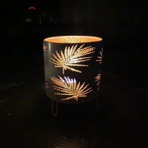 Hot-selling Embossed Gold &amp; <strong>White</strong> <strong>Candlestick</strong> Covers with Hollow-out Patterns - Home Decor - Product Image 6