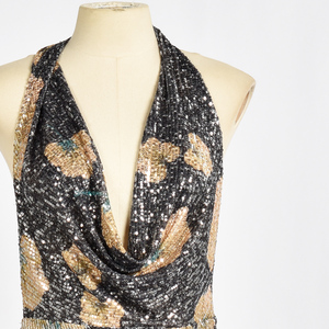 เดรสคอวีลึกสำหรับงานปาร์ตี้เดรสคอวีลึกดีไซน์ใหม่ - Product Image 4