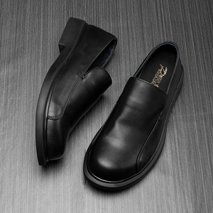 Chaussures pour hommes en cuir de vachette de première qualité - chaussures en cuir d'affaires - adaptées aux jeunes - polyvalentes et faciles à assortir - Product Image 1