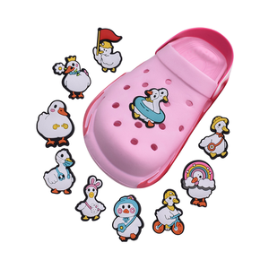 Accesorios para Zapatos de PVC con Diseño de Pato de Dibujos Animados, Hebilla Desmontable, Adornos DIY, Unisex, <span class=keywords><strong>Xiami</strong></span> XH-732 - Product Image 1