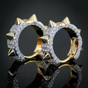 <span class=keywords><strong>Boucles</strong></span> <span class=keywords><strong>d</strong></span>'<span class=keywords><strong>oreilles</strong></span> créoles huggie à pointes hip-hop pour hommes, entièrement serties de CZ, en argent sterling 925, bicolores - Product Image 2