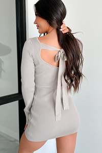 Nuovo autunno su misura maglia grigia a costine girocollo senza schiena a maniche lunghe da donna Mini abiti aderenti Sexy a linea - Product Image 6
