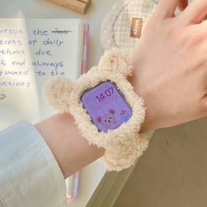 Cutie Cake <span class=keywords><strong>Bracelet</strong></span> en peluche fait à la main pour <span class=keywords><strong>Apple</strong></span> <span class=keywords><strong>Watch</strong></span> Series 10 987654 <span class=keywords><strong>Bracelet</strong></span> en tissu ultra/Se pour Iwatch 8 Bracelets de montre Scrunchie - Product Image 4