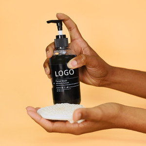 Personnalisation d'usine RSF127 Nettoyage du <span class=keywords><strong>visage</strong></span> pour hommes Calendula <span class=keywords><strong>Gel</strong></span> <span class=keywords><strong>nettoyant</strong></span> exfoliant hydratant pour les pores du <span class=keywords><strong>visage</strong></span> - Product Image 4