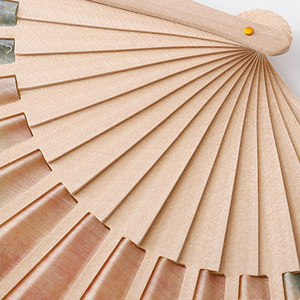 Abanicos Plegables de Mano de Seda y Madera, Estilo Español Vintage, Elegantes y Personalizados, Ideales para Regalo de Verano, Venta al Por Mayor de Fábrica, para Bodas - Product Image 4