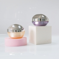 2025 nouveau Design personnalisable 30g 50g 120g pot de crème pour le visage en forme de boule acrylique