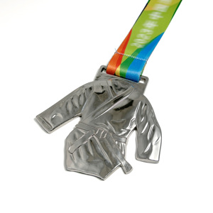 Fabricant personnalisé 3D argent blanc métal sport médaille Kung Fu karaté Taekwondo médailles avec ruban - Product Image 4