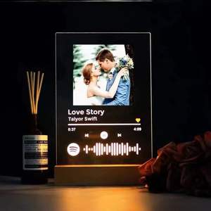 Llavero de Acrílico Personalizado con Código Musical y Foto, Recuerdo Musical <span class=keywords><strong>para</strong></span> Bodas, Aniversarios, Regalos de San Valentín - Product Image 3