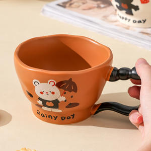Taza de Cerámica con Diseño de Oso, Color Marrón, Boca Ancha con Asa, Tema de Día Lluvioso, Taza de Café para Estudiantes - Product Image 3