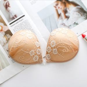 Recién llegado, sujetador Invisible sin tirantes de silicona bordado rosa, pegatina Sexy en el <span class=keywords><strong>pecho</strong></span> para boda, accesorios íntimos - Product Image 6