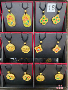 2025 último diseño de colgante de oro personalizado Fabricación de moldes para colgantes y dijes finos que buscan distribuidores de joyería globales - Product Image 3