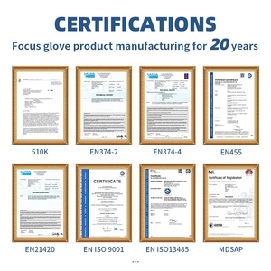 Gants imperméables en vinyle sans <span class=keywords><strong>latex</strong></span> pour salon de beauté résistant à l'huile 100 pièces/boîte gants jetables en PVC 3mil sans poudre noire taille moyenne - Product Image 4