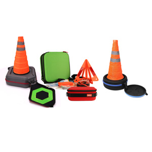 Bolsa Protectora Impermeable Portátil Personalizada para Kit de Emergencia en Carretera - Product Image 1