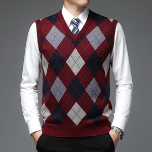 Men's <strong>Argyle</strong> Vest <strong>Sweater</strong> Wool Blend V-Neck Sleeveless Pullover <strong>Sweater</strong> - Product Image 2