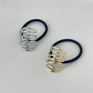 <span class=keywords><strong>Bandeau</strong></span> de cheveux asymétrique pour femmes européennes américaines simples et élégantes Accessoires de corde à cheveux polyvalents <span class=keywords><strong>Bandeau</strong></span> en caoutchouc élégant - Product Image 3