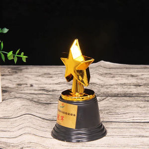 Le petit trophée d'étudiant <span class=keywords><strong>de</strong></span> trophée d'étoile <span class=keywords><strong>de</strong></span> trophée d'enfants <span class=keywords><strong>de</strong></span> maternelle peut être personnalisé tasse <span class=keywords><strong>de</strong></span> trophée - Product Image 3