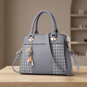 Pochette décontractée pliable en cuir véritable de haute qualité pour femme, étanche avec fermeture éclair, bandoulière élégante, par BS International - Product Image 5