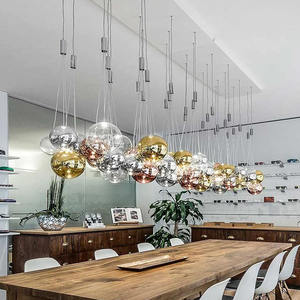 Salon Chambre <span class=keywords><strong>Lustre</strong></span> Moderne <span class=keywords><strong>Verre</strong></span> Hôtel Linéaire Bulle <span class=keywords><strong>Boule</strong></span> De <span class=keywords><strong>Verre</strong></span> <span class=keywords><strong>Boule</strong></span> <span class=keywords><strong>Lustre</strong></span> - Product Image 1