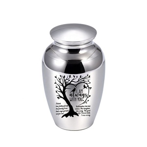 Urnas Modernas de Luxo Ecológicas em Aço Inoxidável para Cinzas de Gatos e Cães - Lembrança de Cremação de Animais de Estimação - Product Image 6