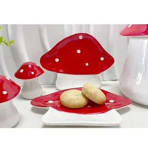 최고의 판매자 인 여자 절묘한 세라믹 빨간 버섯 컵 그릇 세트 식기 독특한 선물 세라믹 플레이트