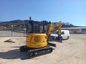 Prix de vente pour la mini-excavatrice sur chenilles 9035FZTS avec moteur Yanmar, pompe et boîte de vitesses haute performance - Product Image 2