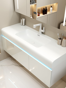 Armoire <span class=keywords><strong>de</strong></span> <span class=keywords><strong>salle</strong></span> <span class=keywords><strong>de</strong></span> <span class=keywords><strong>bain</strong></span> moderne avec capteur <span class=keywords><strong>de</strong></span> présence humaine, lumière ambiante, étanche, en <span class=keywords><strong>bois</strong></span> massif multicouche, avec miroir et éclairage - Product Image 5