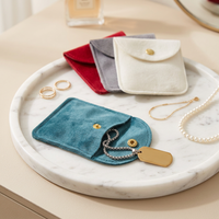Pochette à bijoux en velours personnalisée avec bouton pression, petits sacs cadeaux avec logo pour bagues, boucles d'oreilles, emballage de bijoux