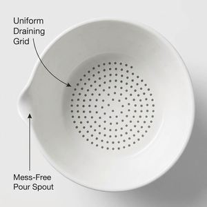 Bol égouttoir en plastique sans BPA avec poignée et bec verseur, panier multifonctionnel pour laver les fruits avec trous de drainage fins - Product Image 3