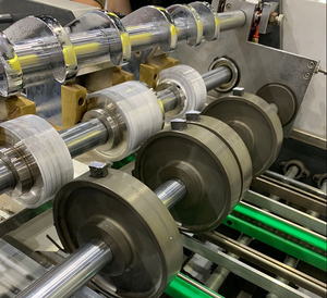 Machine de formage automatique à grande vitesse, Carton de repas de nourriture, Carton de déjeuner, Hamburger, gâteau, <span class=keywords><strong>Pizza</strong></span>, boîte - Product Image 2