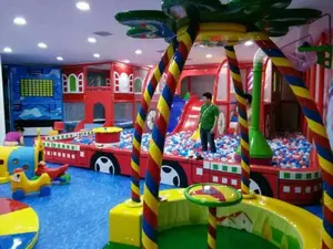 Mode coloré enfants enfants parc d'attractions équipement commercial en plastique souple maison intérieur enfants aire de jeux