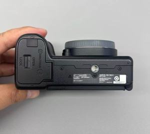 Cámara Sony ZV E10 Mark II sin Espejo Usada, Cuerpo de Cámara de 26.0MP APS C, Video 4K a 60p, Buen Estado, Lista para Enviar - Product Image 6