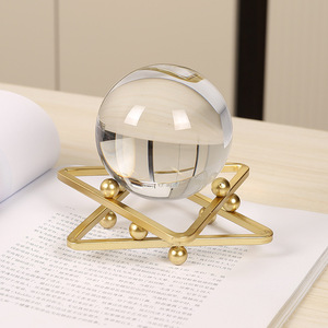 Adorno de Bola de Cristal Suo Jun con Base de Metal 7145A, Decoración de Oficina y Hogar de Estilo Europeo, Forma Geométrica, Regalo - Product Image 3