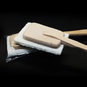 Brosse de bain tendance en pulpe de loofah avec long manche en bois, nettoyant corporel naturel pour le dos, accessoire de salle de bain remplaçable - Product Image 3