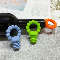Vente en gros de bouchons de bouteille de vin en silicone de qualité alimentaire certifiés CE, couleur personnalisée, forme d'animal de dessin animé, couvercle d'étanchéité pour bouteilles d'eau