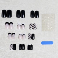 Uñas Postizas Cortas con Diseño de Vaca Francesa en Blanco y Negro, Estilo Minimalista Occidental, ABS Premium, MOQ1, Venta al Por Mayor, Stock Disponible