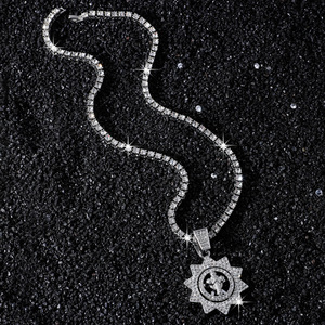 2026 New Popular Design Sunflower <b>Cross</b> Pendant Necklace Light Luxury Hiphop Style Alloy Men's Necklaces Fashionable Jewelry - Product Image 2