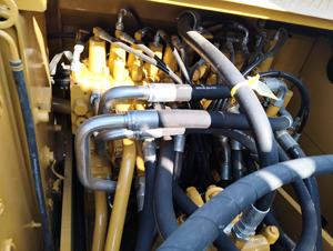 Escavatore Caterpillar Cat 323 323dl 323d2l Usato in Vendita, Macchinario da Costruzione da 23 Tonnellate per Scavo e Escavazione, Cat 323D2L - Product Image 4