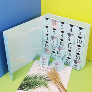 Boîtes en papier kraft vierges avec poignée, personnalisables avec votre logo, pour calendrier de l'avent kawaii de luxe, marque Crown Win - Product Image 1