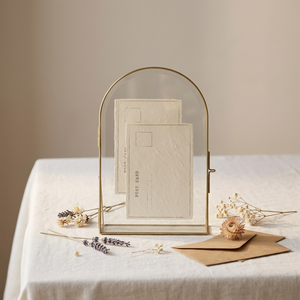 Wholesale Vintage <b>Double</b> Glass Brass <b>Photo</b> <b>Frames</b> in Arched Shape for Home Tabletop Decoration - Product Image 1