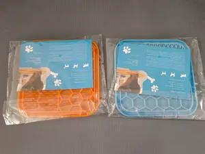 Gıda sınıfı köpek yavaş besleyici silikon köpek yalamak pedleri vantuz silikon yalama Mat köpekler ve kediler için