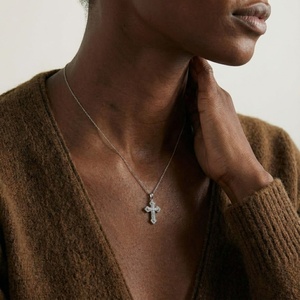 Collana con Ciondolo a Croce in Argento Sterling 925 Placcato Oro con Moissanite, Ultima Novità 2026, Gioielli <span class=keywords><strong>Christine</strong></span> Unisex - Product Image 4