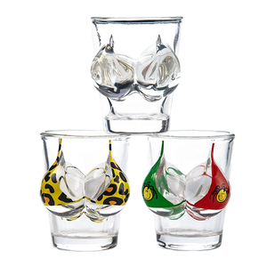 Copo de Shot de Vidro com Design Clássico Mini, Padrão de Sutiã e Biquíni Feminino Criativo, Vidro Grosso com Formato de Corpo Humano - Product Image 3