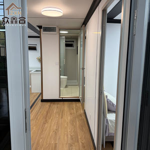 Maison conteneur en acier extensible Domus Mobile avec roues pour les voyageurs, les modes de vie nomades, design moderne, solutions de vie portables - Product Image 2