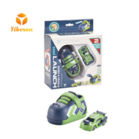 Nouvelle Arrivée : Voiture de Course à Catapulte à Quatre Roues pour Enfants, Modèle Léger, Design Chaussure de Course, Jouet