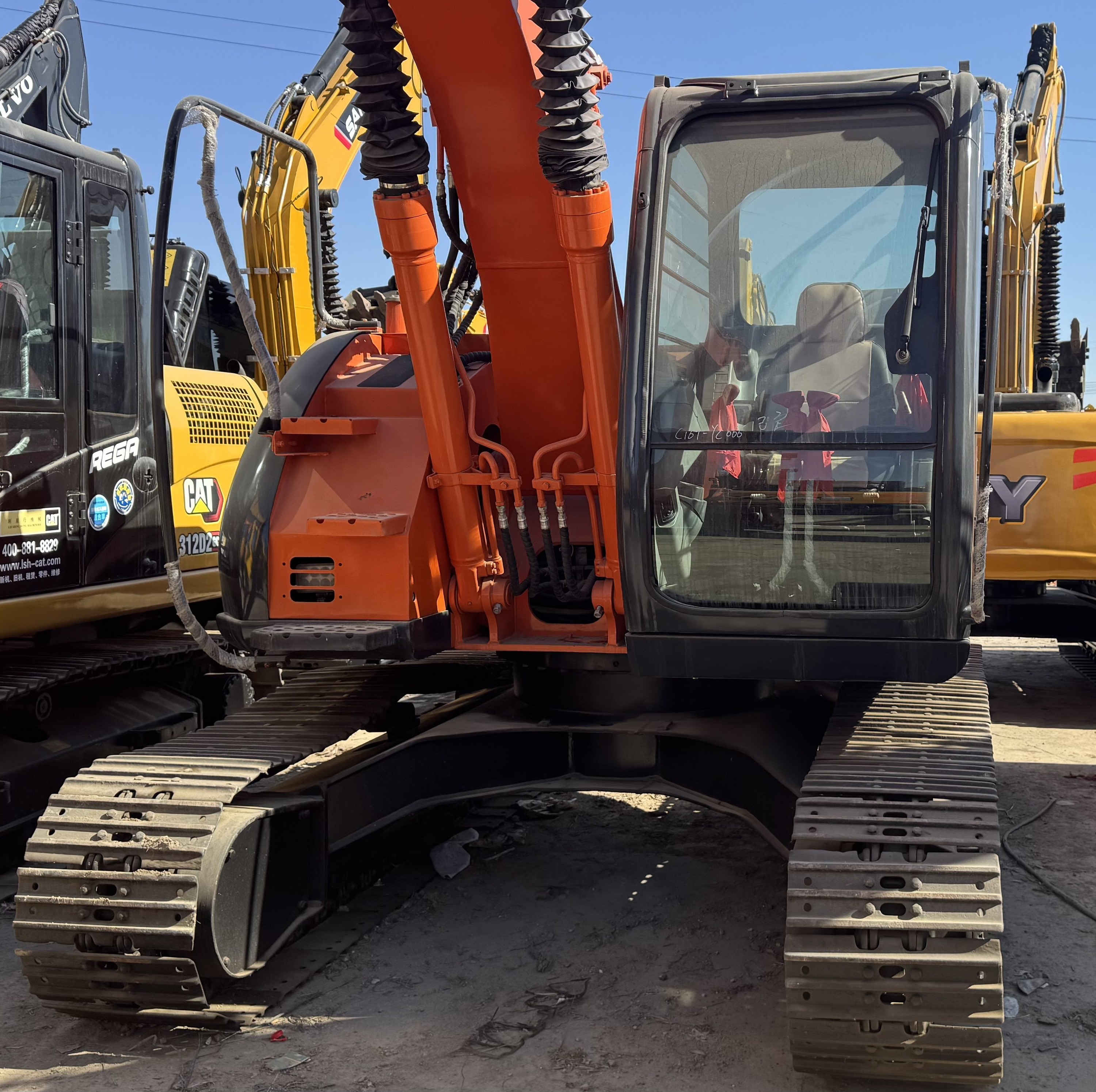 Hot Sale Japan Brand Used Hitachi ZX135US 120 130 Excavator 13.5