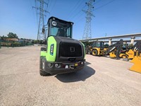 Pala Gommata Elettrica XC918-E da 1.8 tonnellate a Emissioni Zero per Cantieri Edili Urbani
