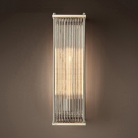 Lampe murale d'intérieur moderne décorative en laiton véritable cube carré pour couloir d'hôtel tiges de cristal applique murale à led en verre pour allée ou chevet