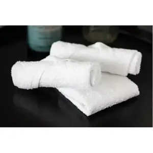 Serviettes de toilette Pullman 100% coton peigné, rectangulaires, tissées, pour usage domestique - Product Image 3